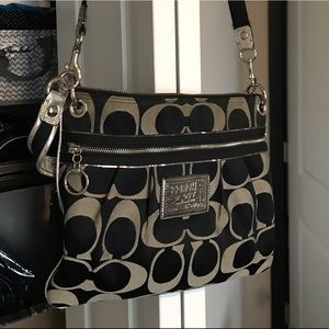 Coach Poppy crossbody with purple inside